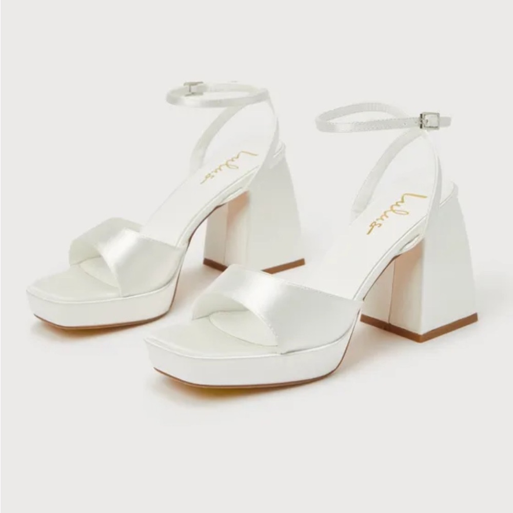 Elegant White Block Heel Sandals